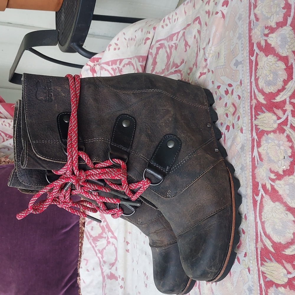 Wedge booties